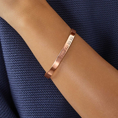 ‘Mama Bear & Her Baby Bears’ Personalised Engraved Bangle