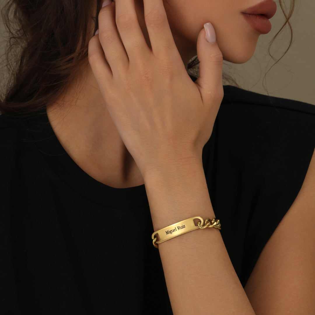 Engraved Cuban Link Bracelet with Custom Name | Stylish Stainless Steel Gift for Loved Ones