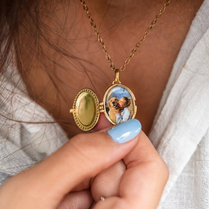 Personalised Photo Locket Necklace – Oval