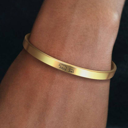‘Mama Bear & Her Baby Bears’ Personalised Engraved Bangle