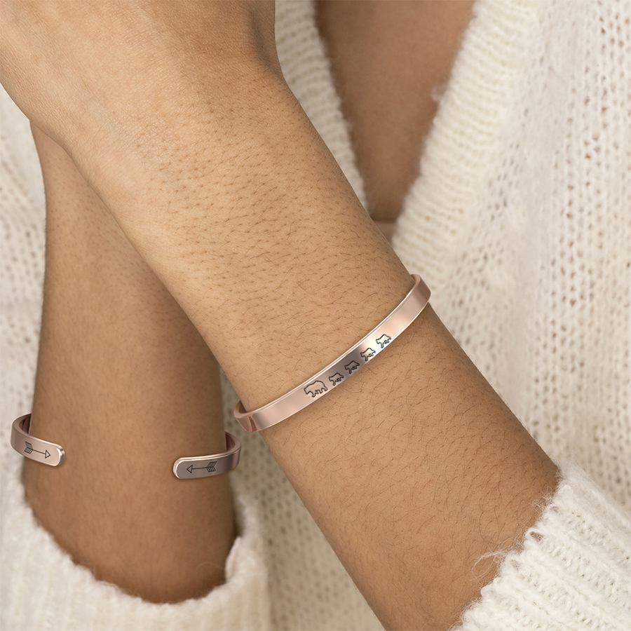 ‘Mama Bear & Her Baby Bears’ Personalised Engraved Bangle